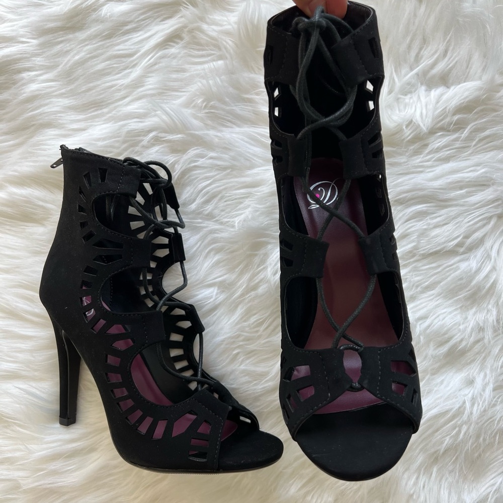 Delicious Black Lace-up Cut-out Peep-toe High Heels Stilettos - Picture 4 of 11